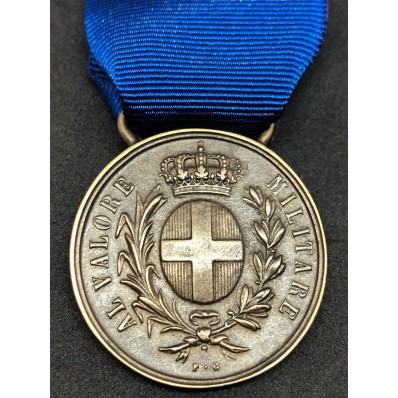 Medal for military valor of the Reign (Bronze)