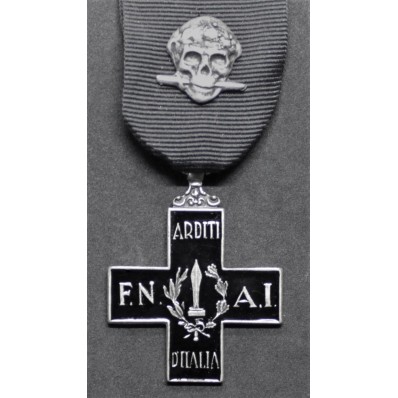 Croce Commemorativa degli Arditi d'Italia
