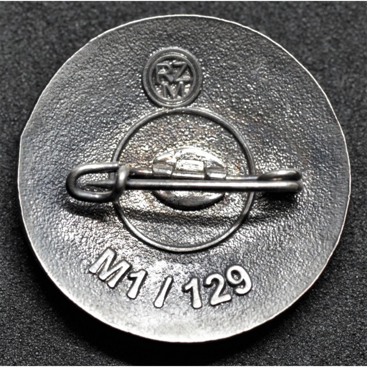 Badge Deutschland Erwache 1933 War Militaria