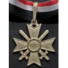 Croce di Cavaliere della Croce al Merito di Guerra - con Spade (Oro)