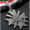 Croce di Cavaliere della Croce al Merito di Guerra - con Spade (Argento)