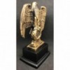 Adler mit Basis