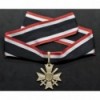 Croce di Cavaliere della Croce al Merito di Guerra - con Spade (Oro)