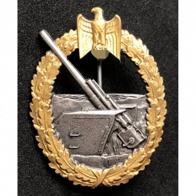 Distintivo Per Combattenti Dei Reparti Di Artiglieria Di Marina "Fec. Otto Placzek Berlin"