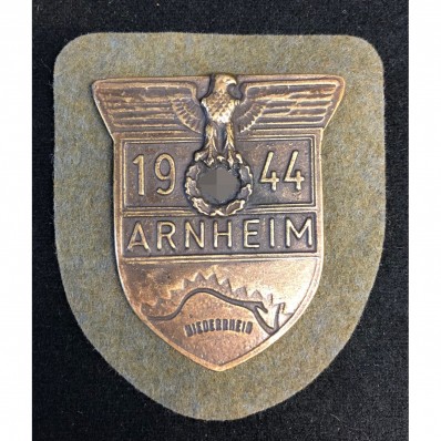 "Arnheim 1944" Arm Shield