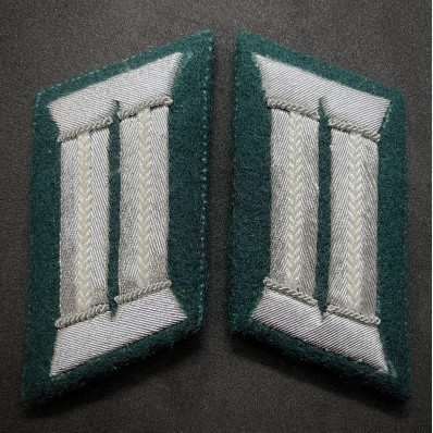 Kragenspiegel - Offizier der Infanteriedivisionen (Weiß)