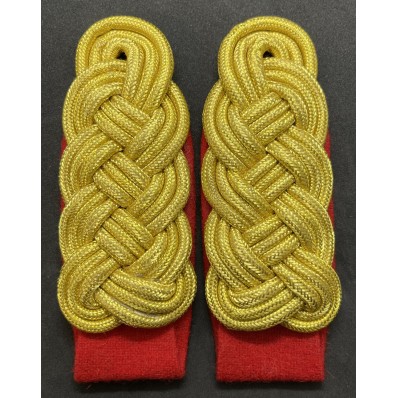 Shoulder Boards - Late War General of the Artillery