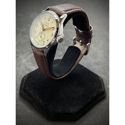 Kriegsmarine Dienstuhr - Braun