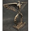 Adler mit Basis