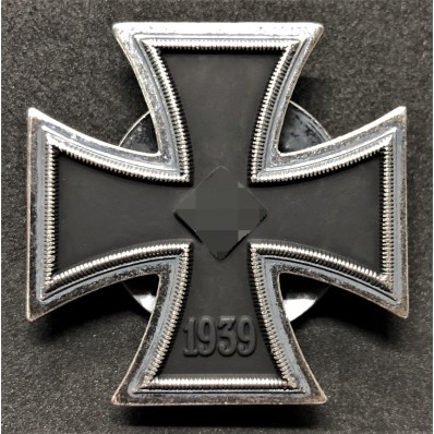 Iron Cross 1st Class (EK1) - with Screw