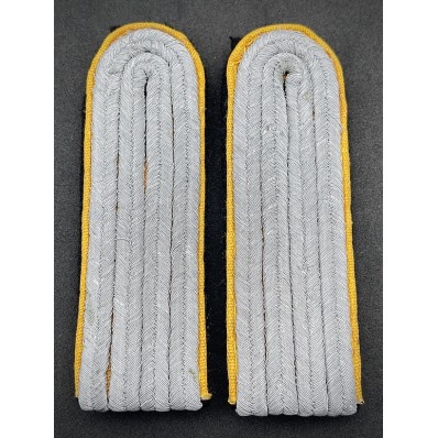 Controspalline - Ufficiale, grado: Leutnant, Oberleutnant e Hauptmann