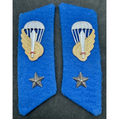 Kragenspiegel - Fallschirmspringer der Folgore