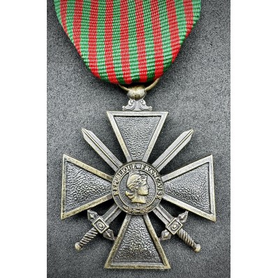 Cross of War (Croix de Guerre) 1939-1945