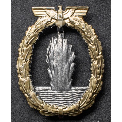 Distintivo Da Guerra Per Dragamine, Cacciatori Di Sommergibili E Navi Da Scorta