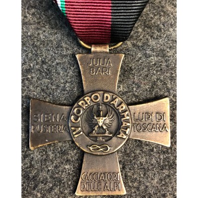 Croce commemorativa per il IV Corpo d'armata sul fronte greco-albanese