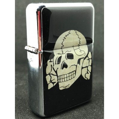 -Lighter Totenkopf