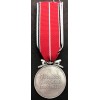 Deutsche Verdienstmedaille mit Schwertern