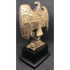 Adler mit Basis